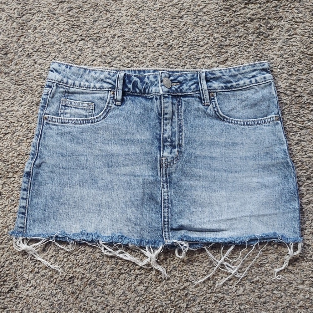 YMI Skirt Womens 5/27 Blue Denim Mini Raw Hem Distressed Light Wash Stretch